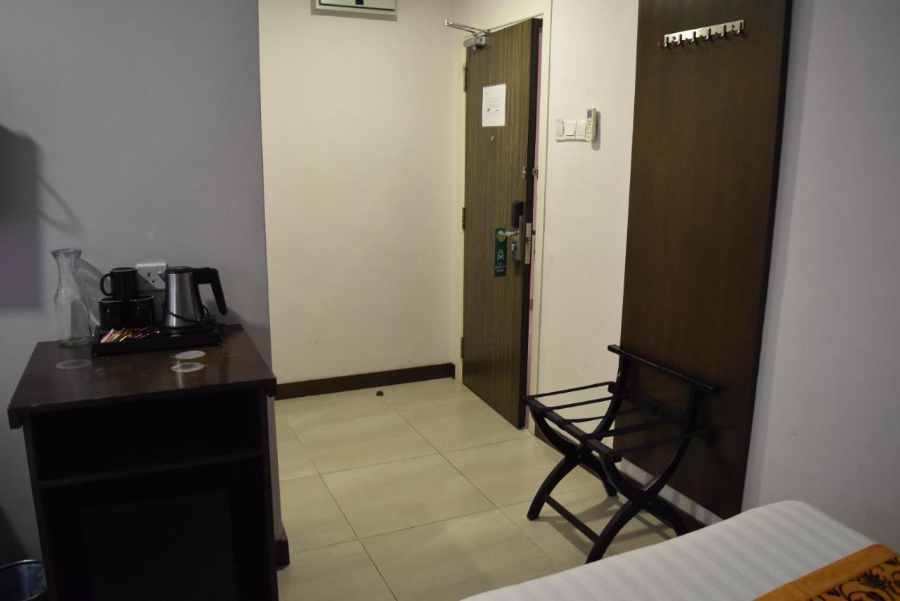 Sunrise Hotel Petaling Jaya Exterior foto